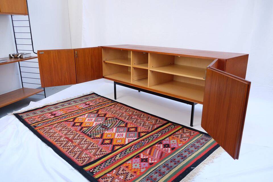 Mid-Century buffet/commode style, Behr Waeckerlin B20 in teak, 1960s.