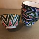 Teapot and six bowls