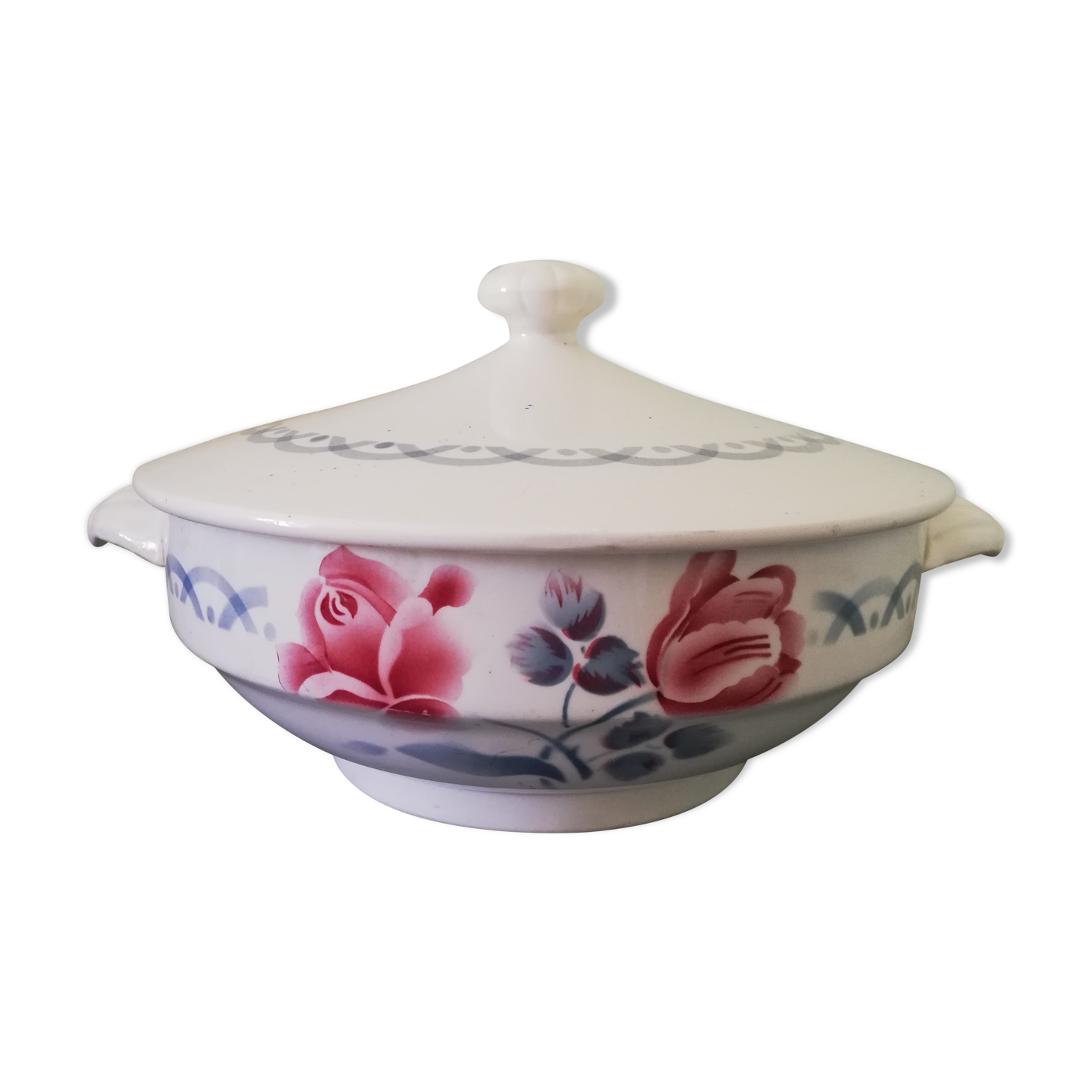 Tureen
