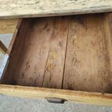 Farm table