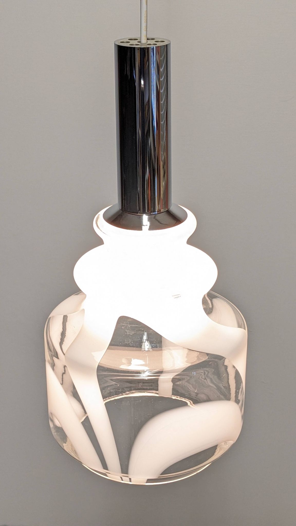 Suspension en verre Murano marbré blanc, Italie vers 1970