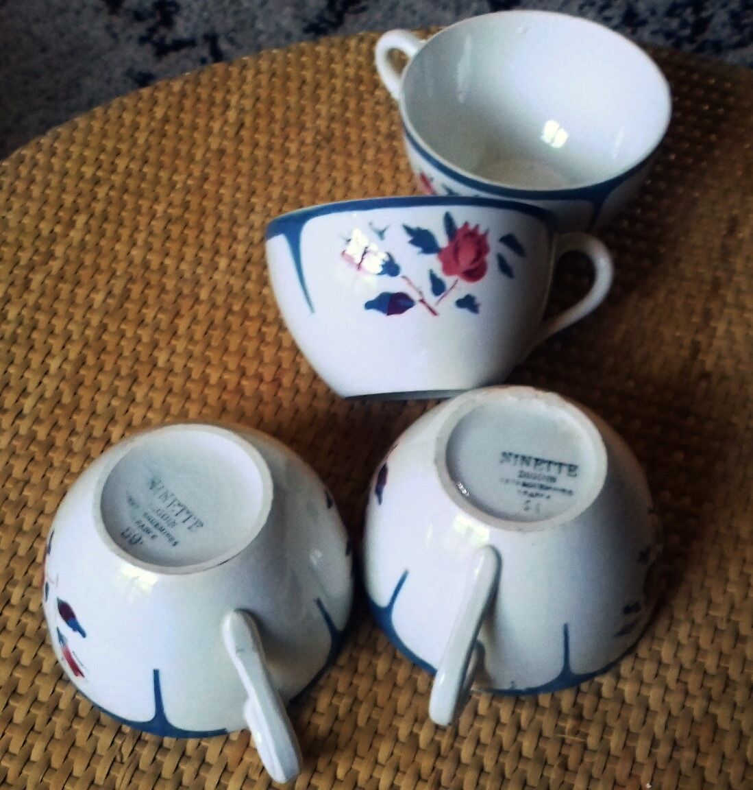 Lot 4 tea cups Digoin Sarreguemines Ninette