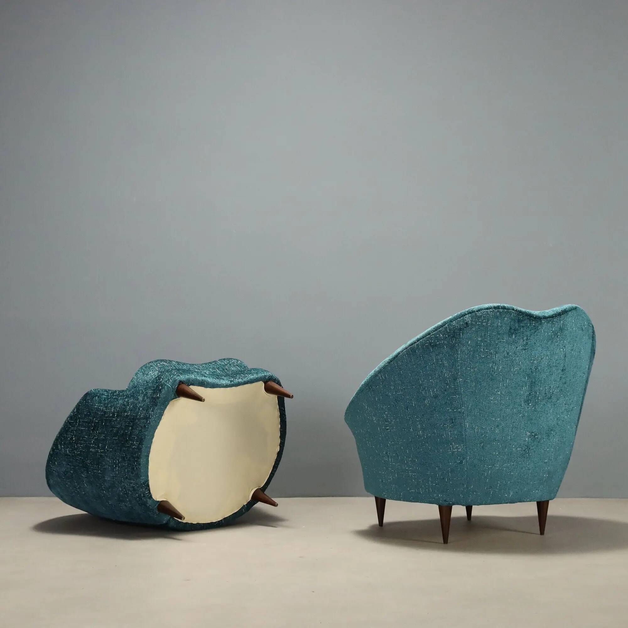 Pair of vintage armchairs in blue fabric and beech, Italy, 1950s