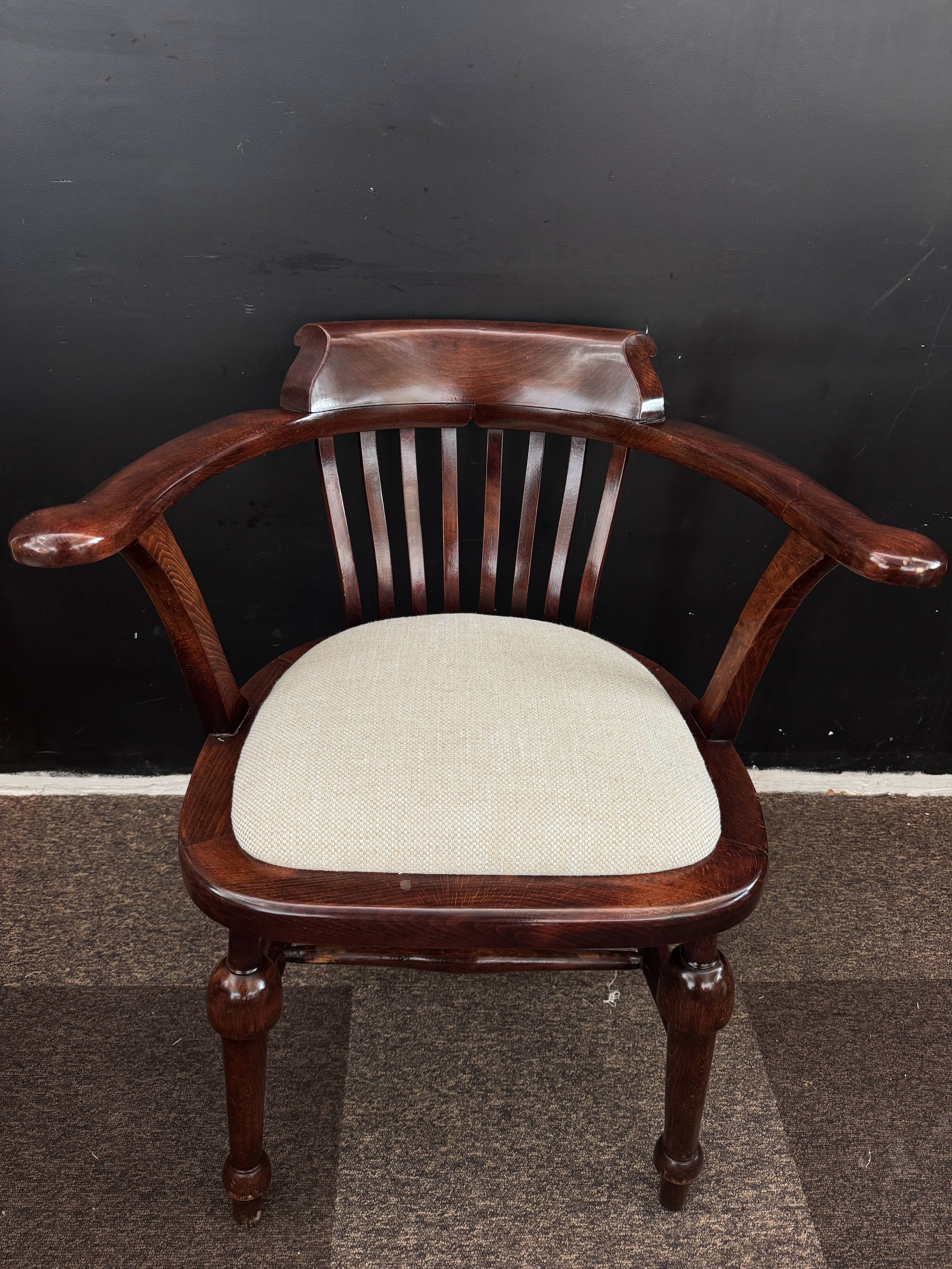 Wycombe English office chair - Dark wood