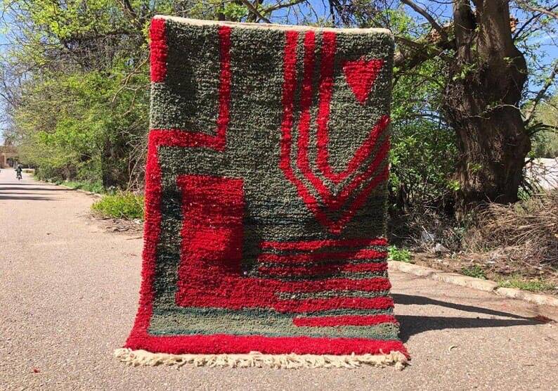 Traditional handmade pure wool rug, red, size 150 x 250