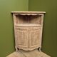 Corner cabinet