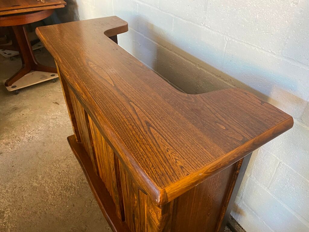 Scandinavian bar 50s