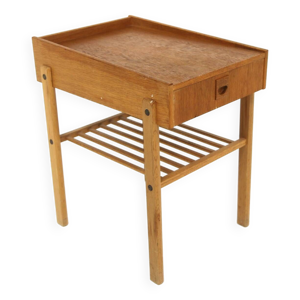 Table de chevet scandinave