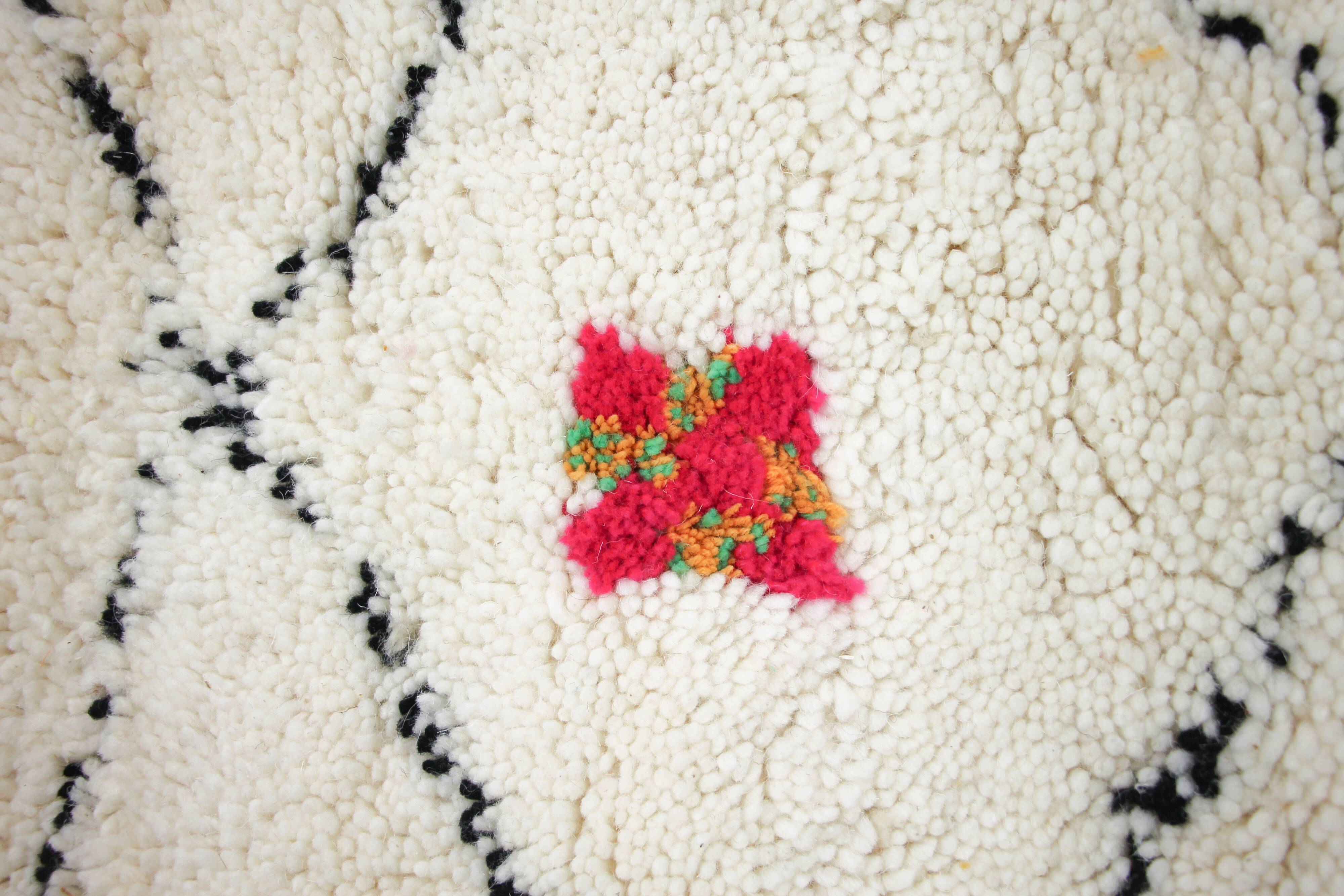 Azilal berber carpet 215 x 174