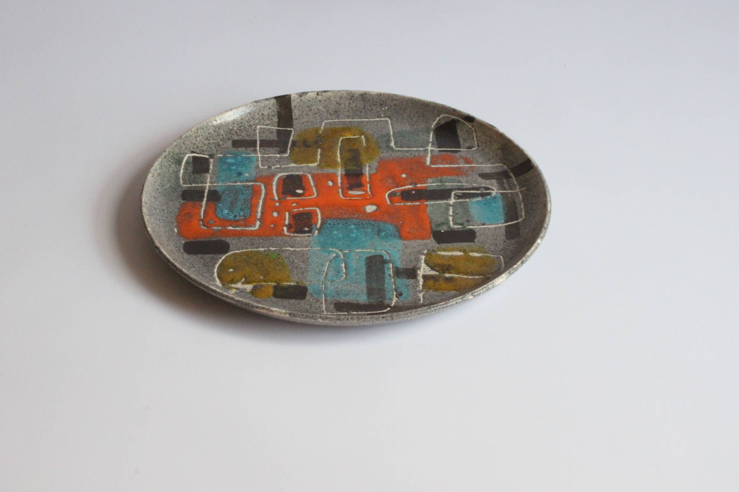 Assiette géométrique abstraite par Gehel Paris, 1960