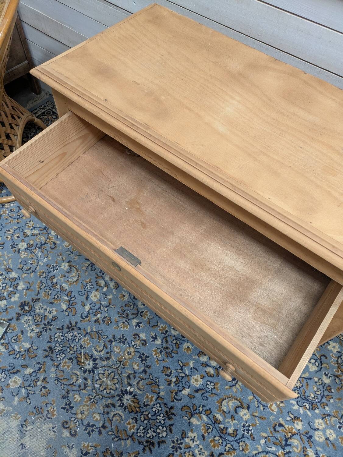 Commode vintage