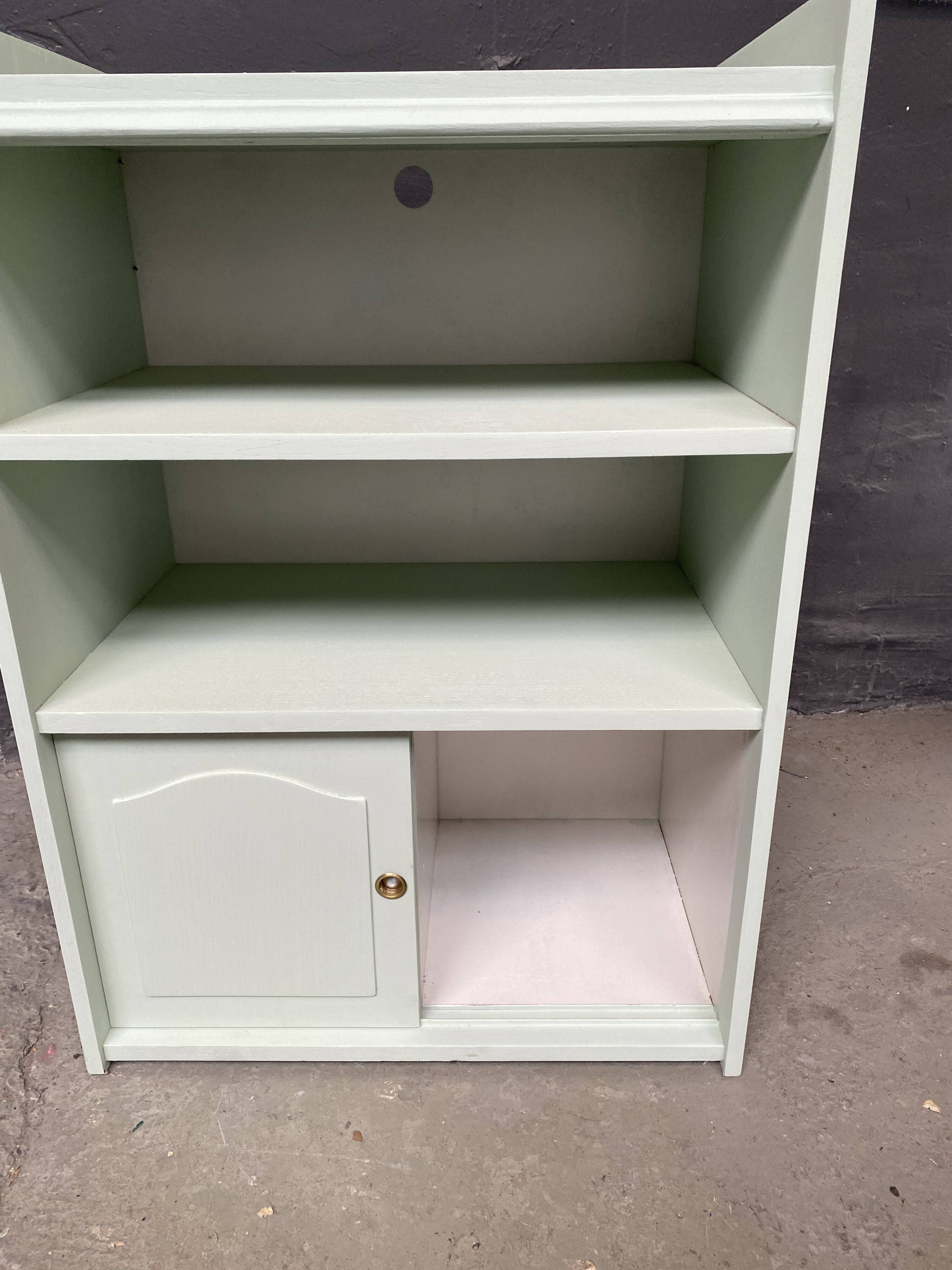 Small piece of furniture