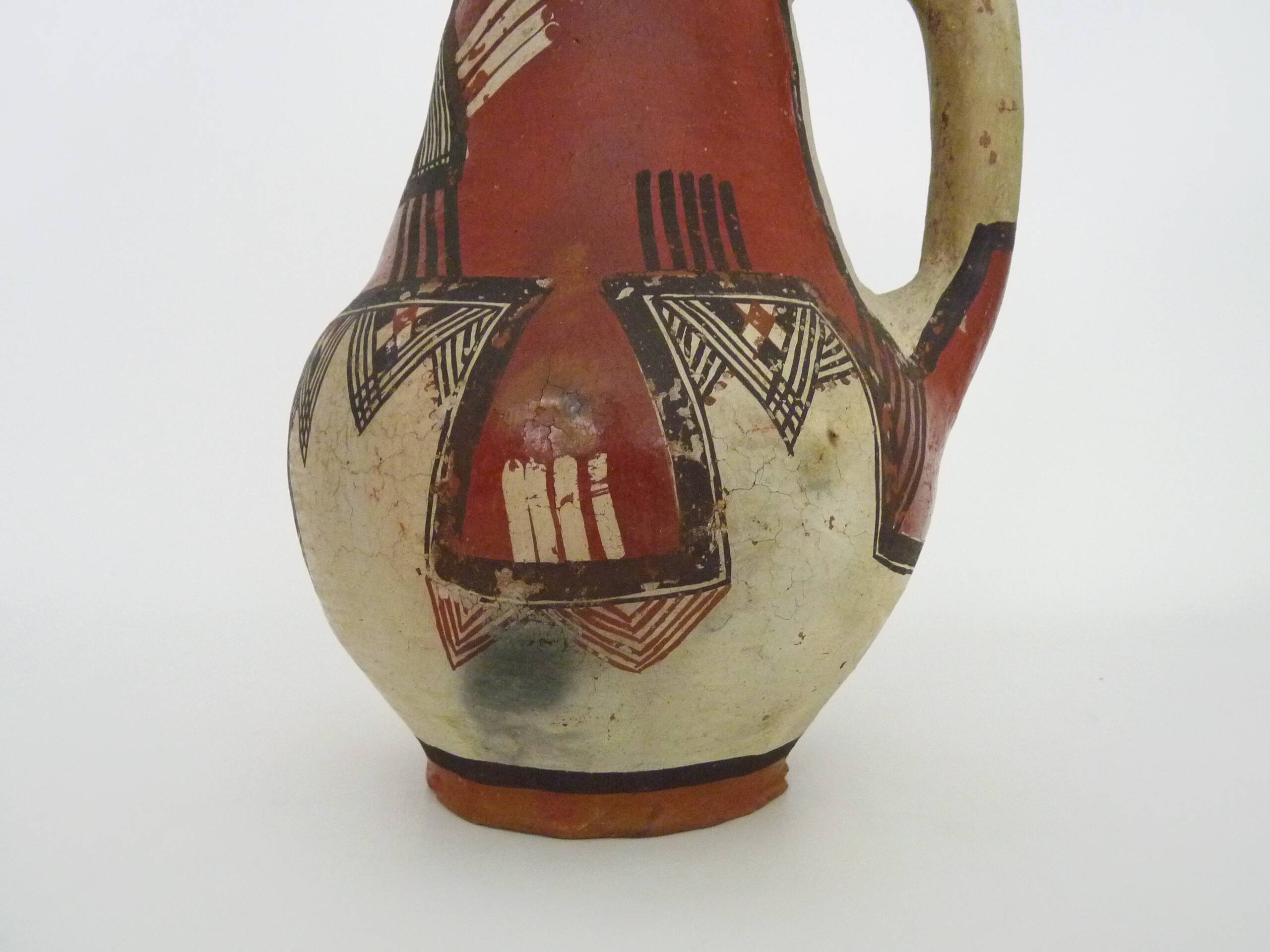 Iddeqi Kabyle pottery, Kabyle pitcher, Berber. Kabyle folk art. The 50's