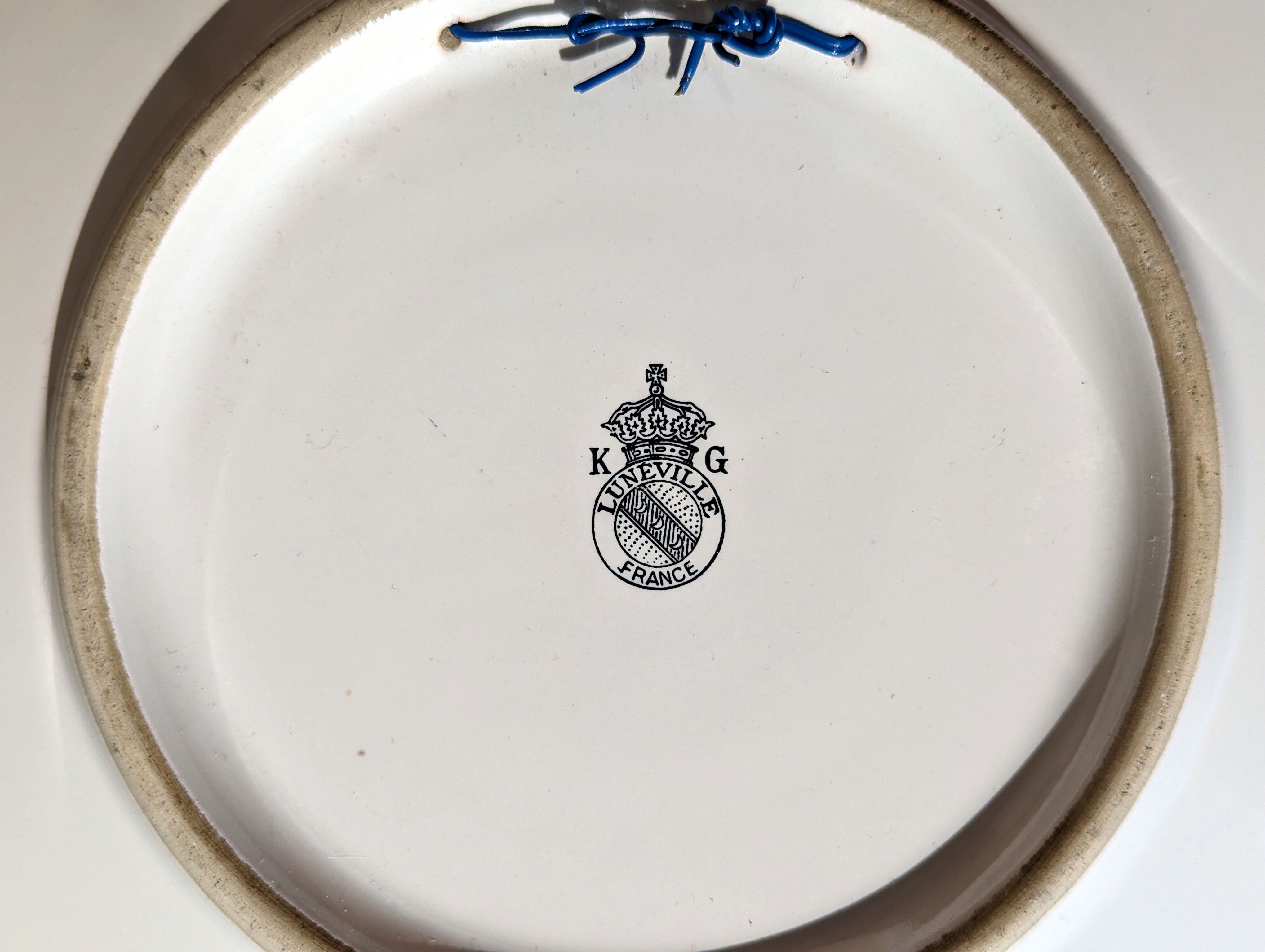 Plate, Wall lamp - Keller & Guérin Luneville - Earthenware - Alsace / Harvest / Riquewihr
