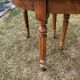 Extendable round table in elm
