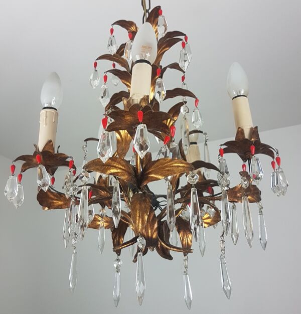 Lustre en métal doré et pampilles