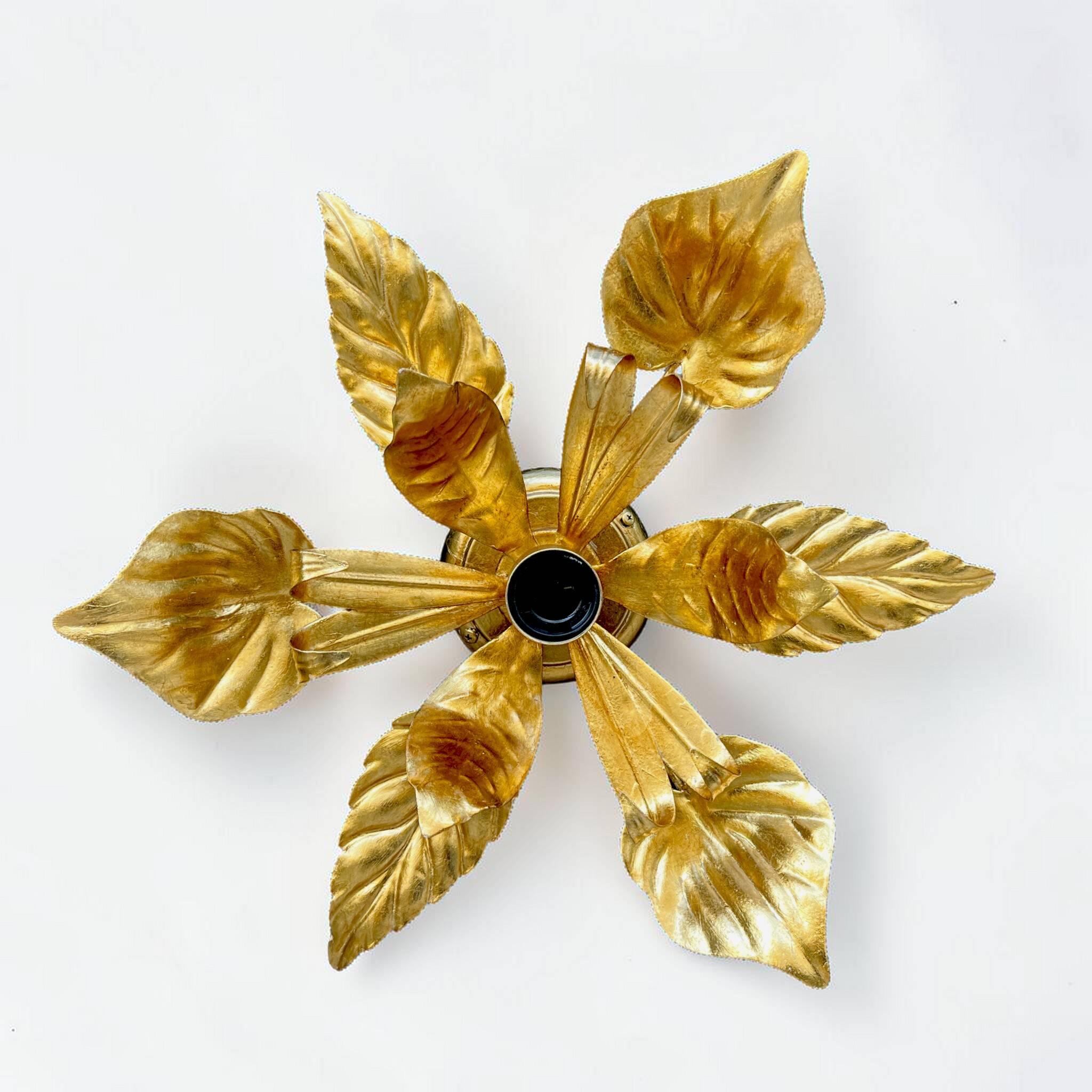Applique fleur vintage en métal doré à la feuille d'or