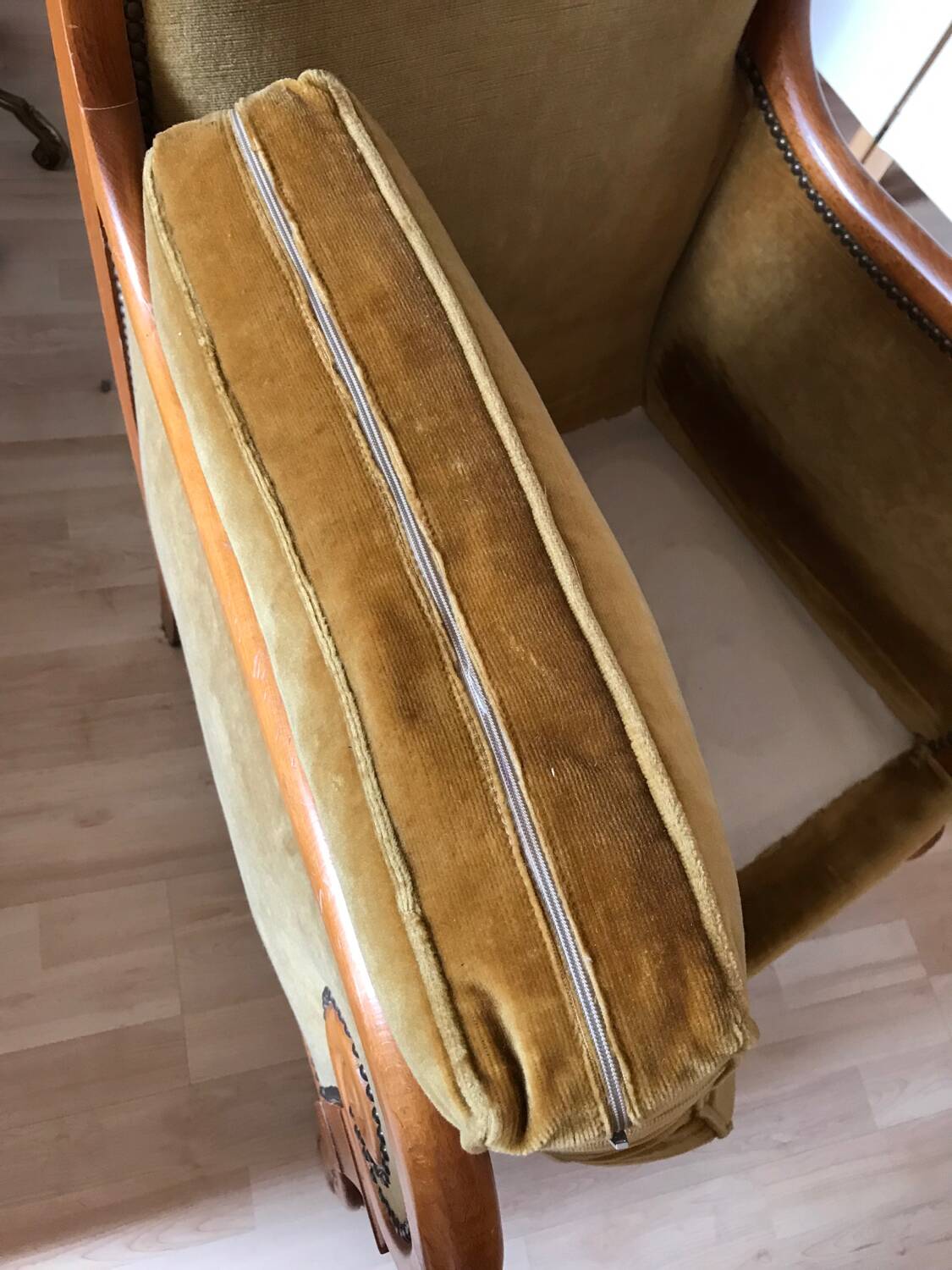 Fauteuil Bergère en acajou style Restauration époque fin XIXe