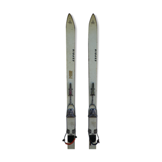 Former 1960s wooden ski pair - Cabanon