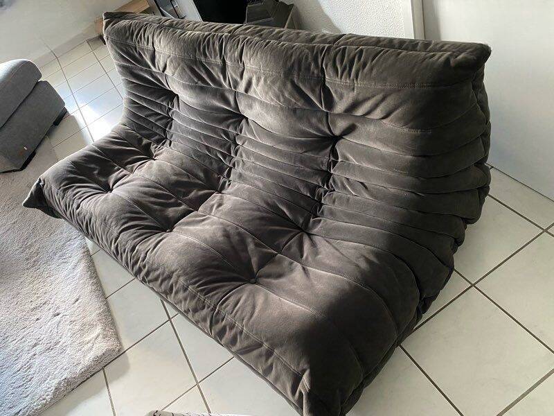 Togo alcantara 3-seater sofa in excellent condition by Ligne Roset.