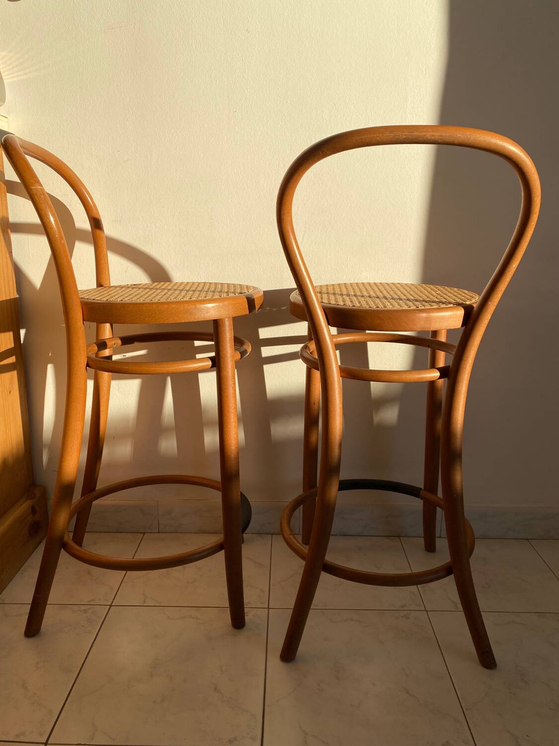 High bar chair in wickerwork