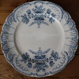Set of 4 dessert plates from the St Amand earthenware factory, Régence model, iron earth