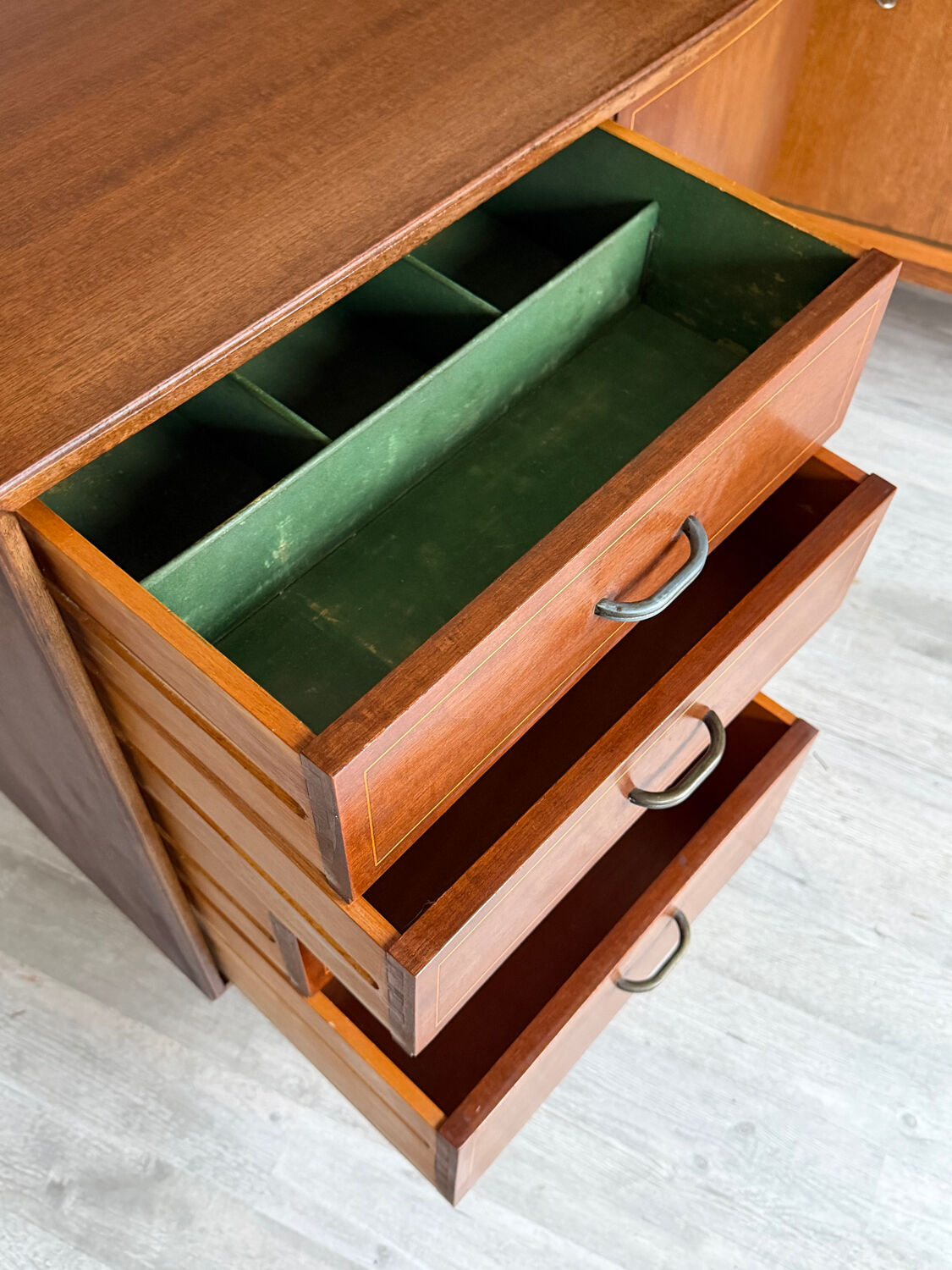 Vintage Formule Kempkes cupboard Dutch design