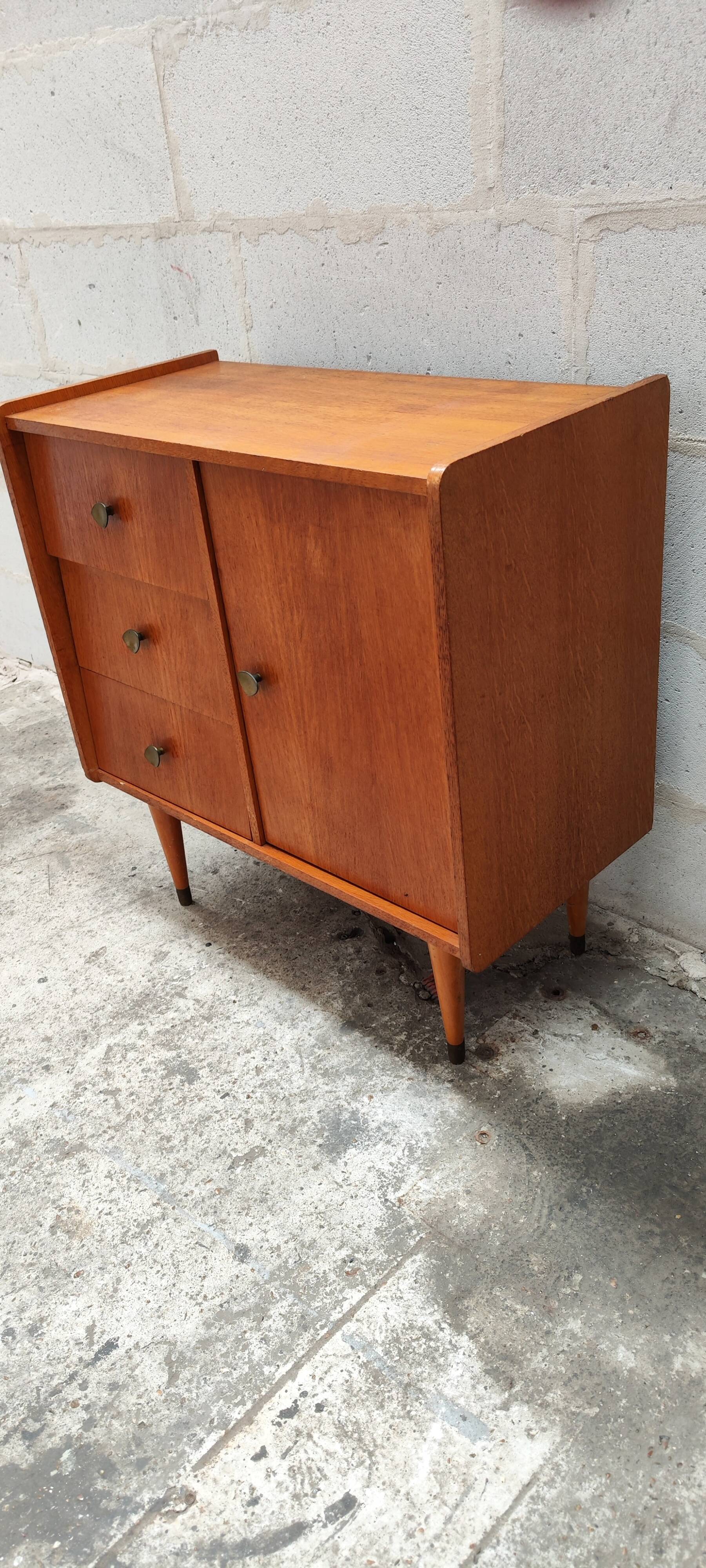 Small vintage storage unit 1960