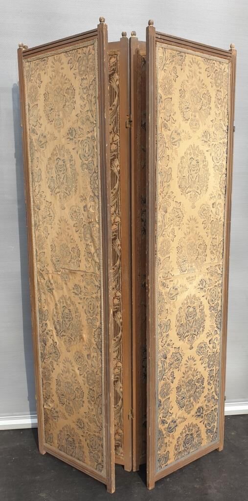 Screen 4 fronts of Indian wood and fabrics and silk at the end of the 19th century