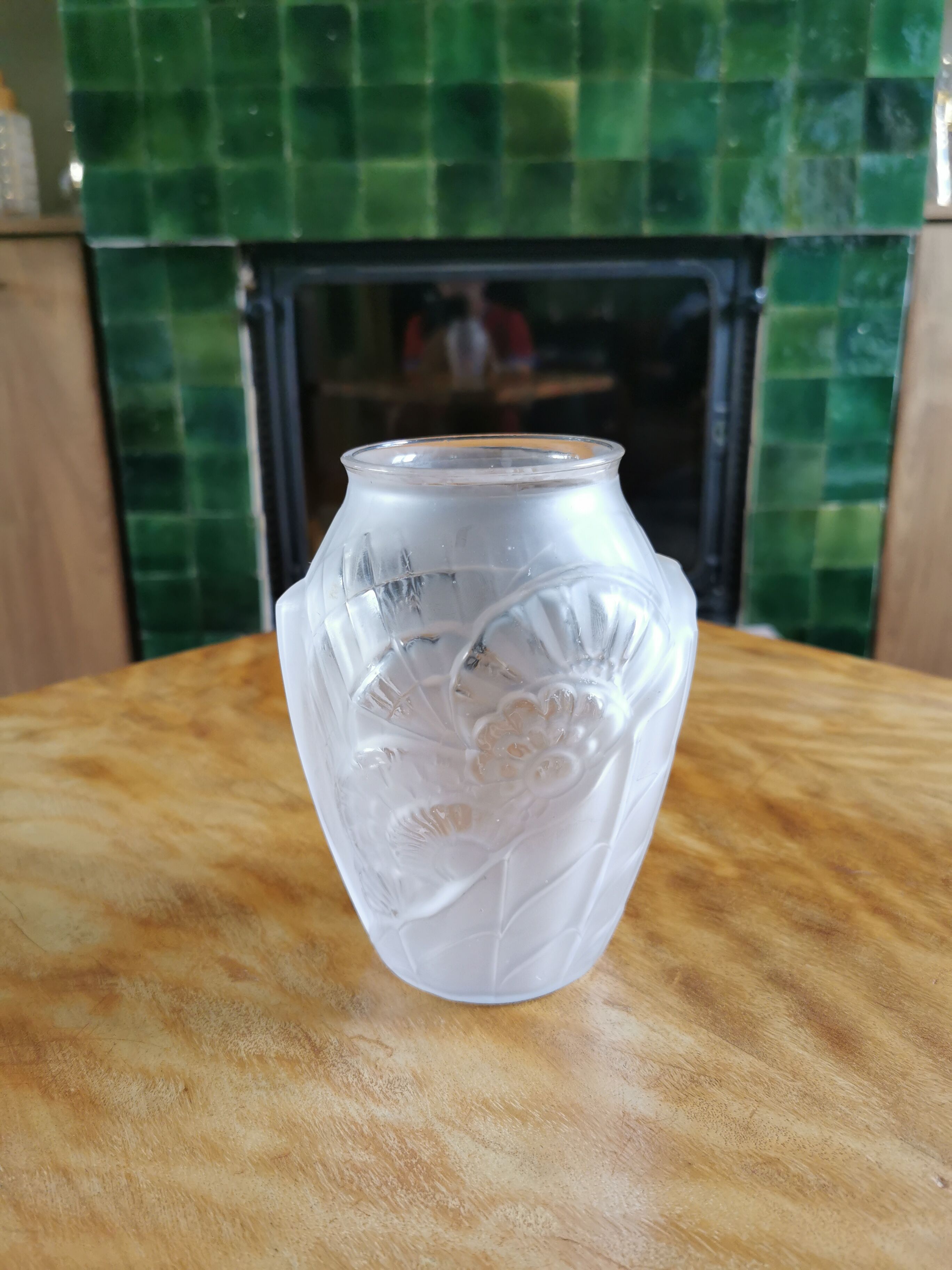 Art Deco vase in white frosted and translucent glass.