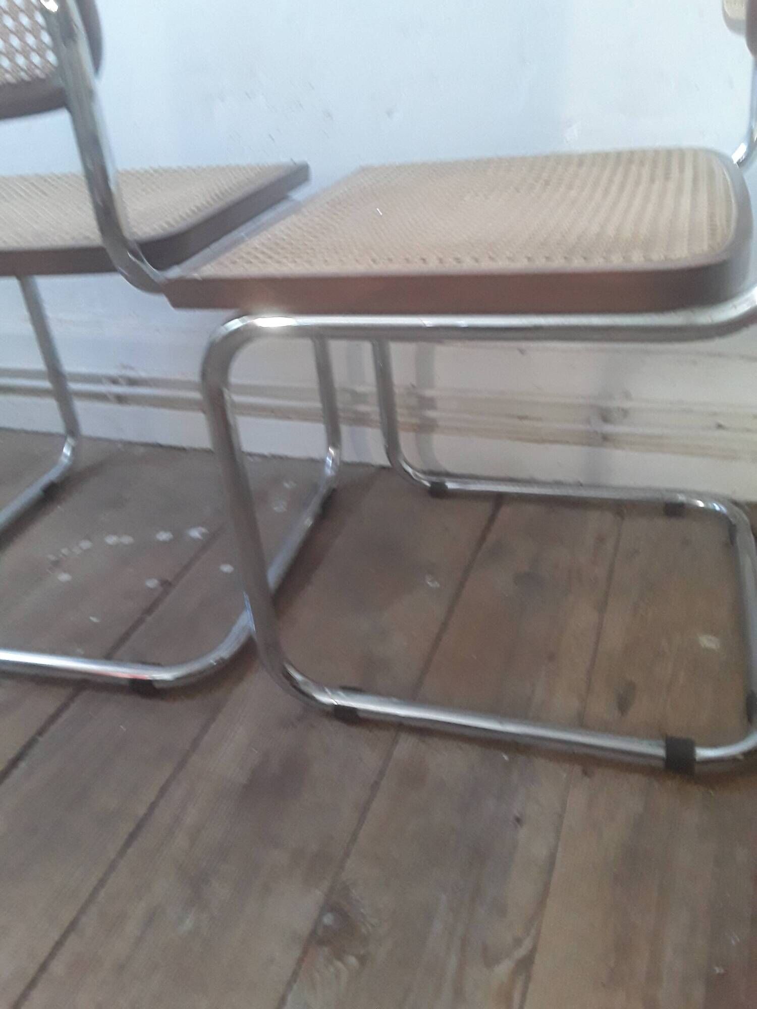 P2aire de chaise B32 Marcel Breuer