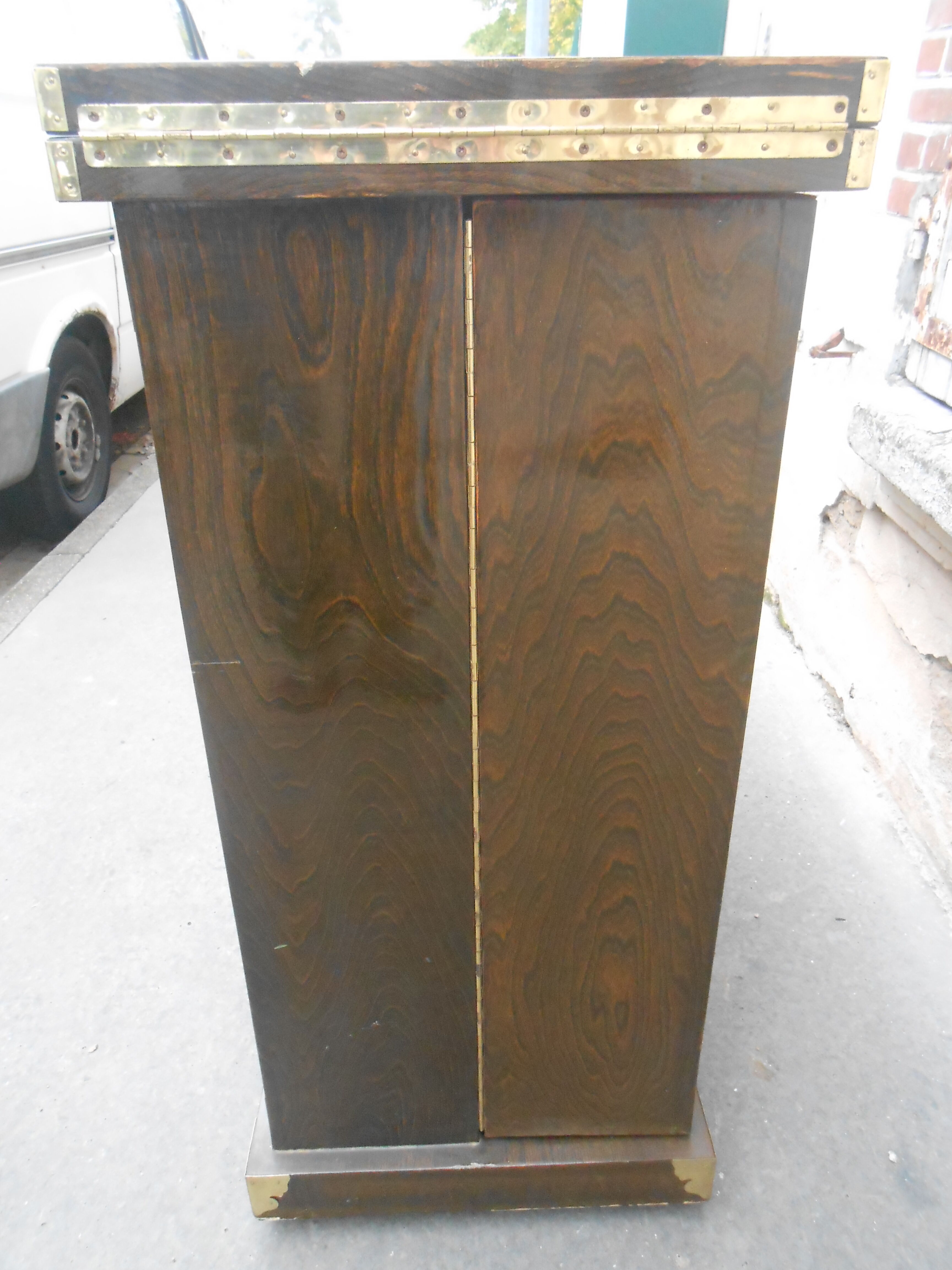 Chinese bar furniture