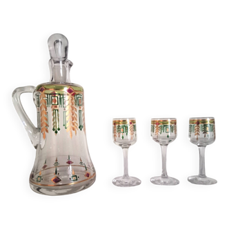 Carafe and 3 liquor glasses with Jugendstijl motifs, year 1920