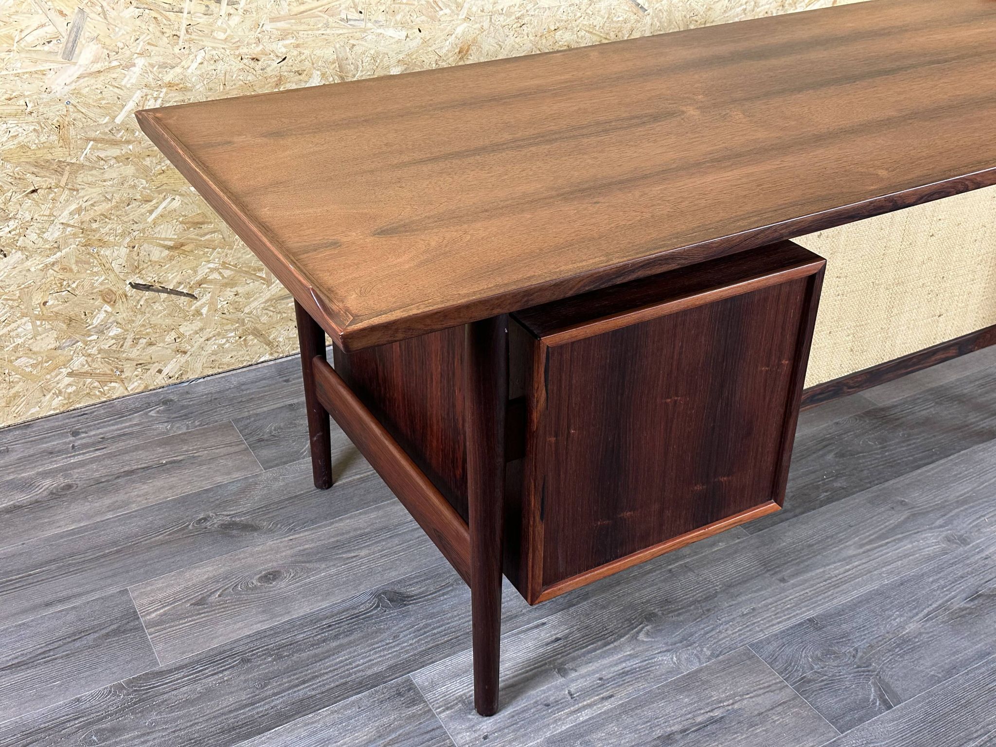 1960s 1970s Rio Rosewood Desk by Arne Vodder for Sibast Furniture