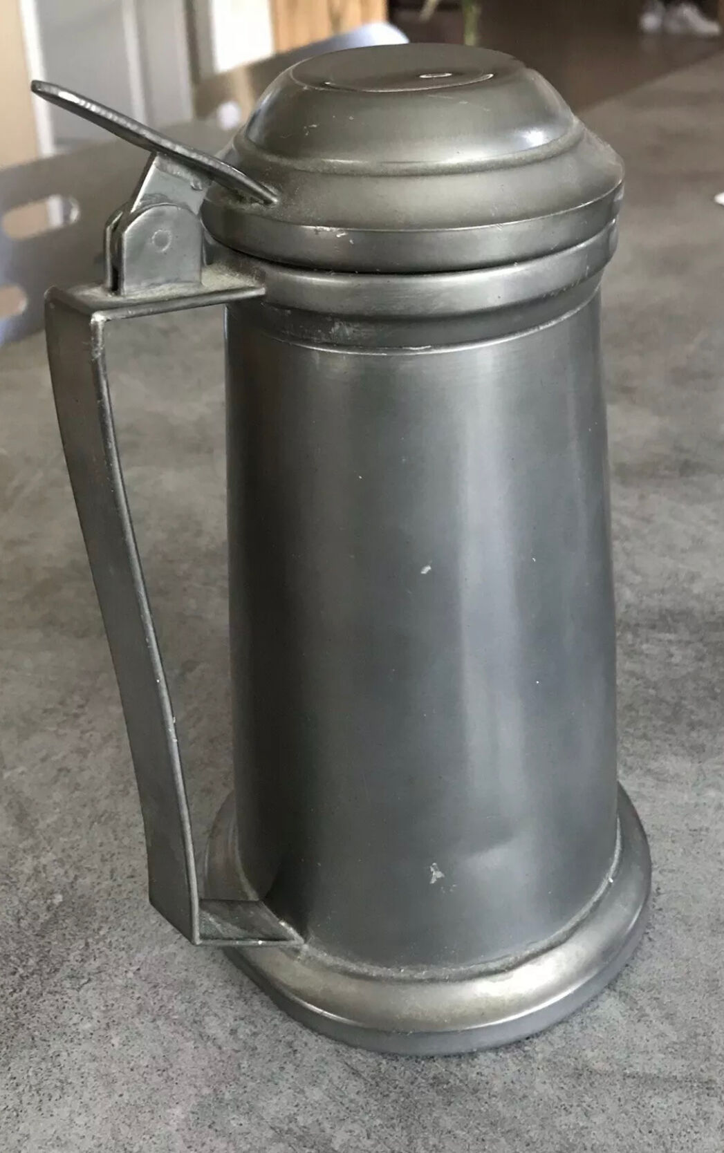 Old boc or chope to drink in pure etain 19 cm