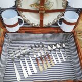 Vintage wicker pic-nic suitcase