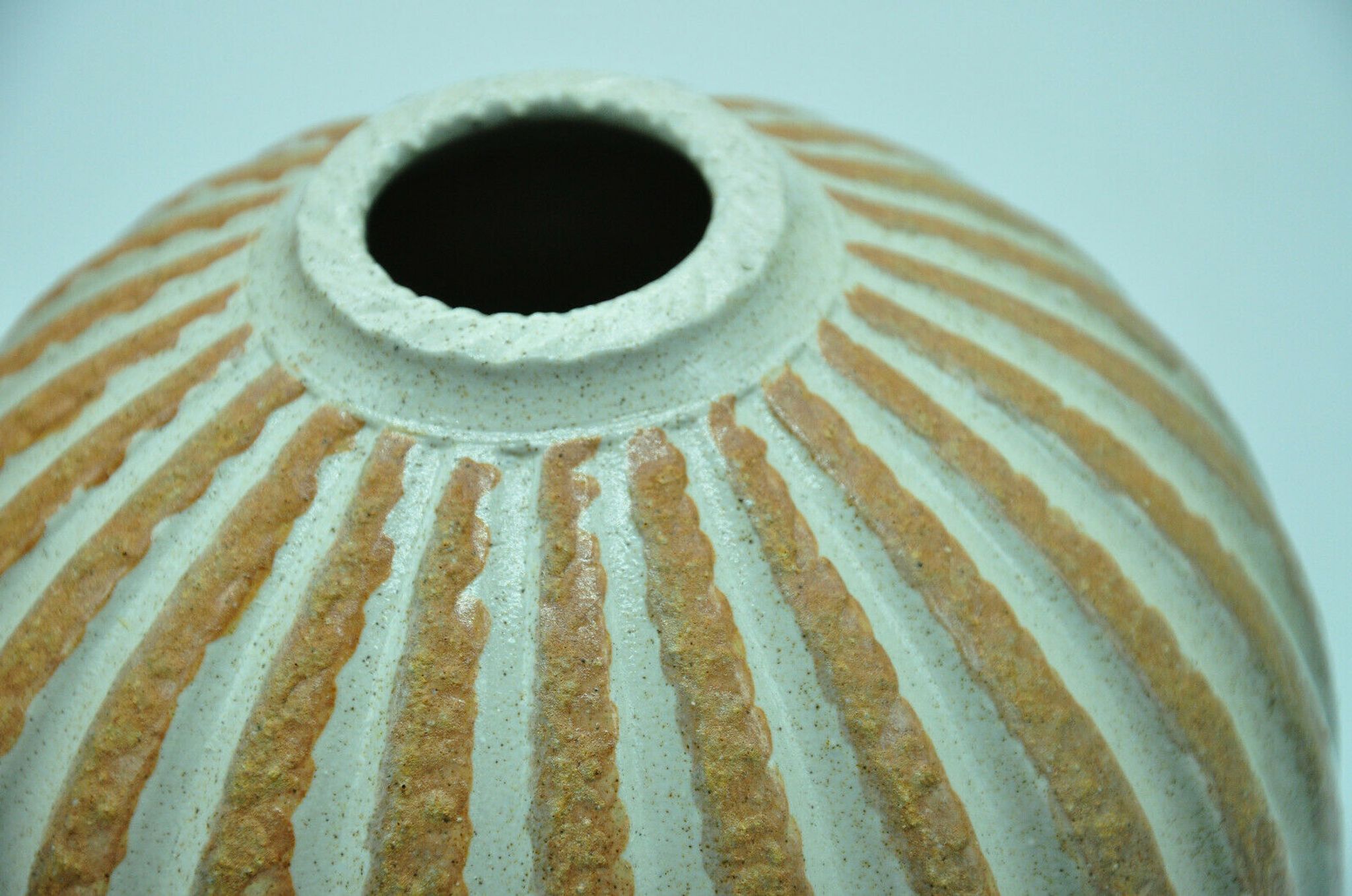Coloquinte vase in recoiking by Jacques Breugnot