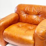 Comfortable Italian lounge chair