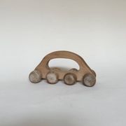 Voiture en bois à 8 roues