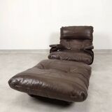 Fauteuil et ottoman Marsala en cuir marron par Michel Ducaroy pour  Ligne Roset