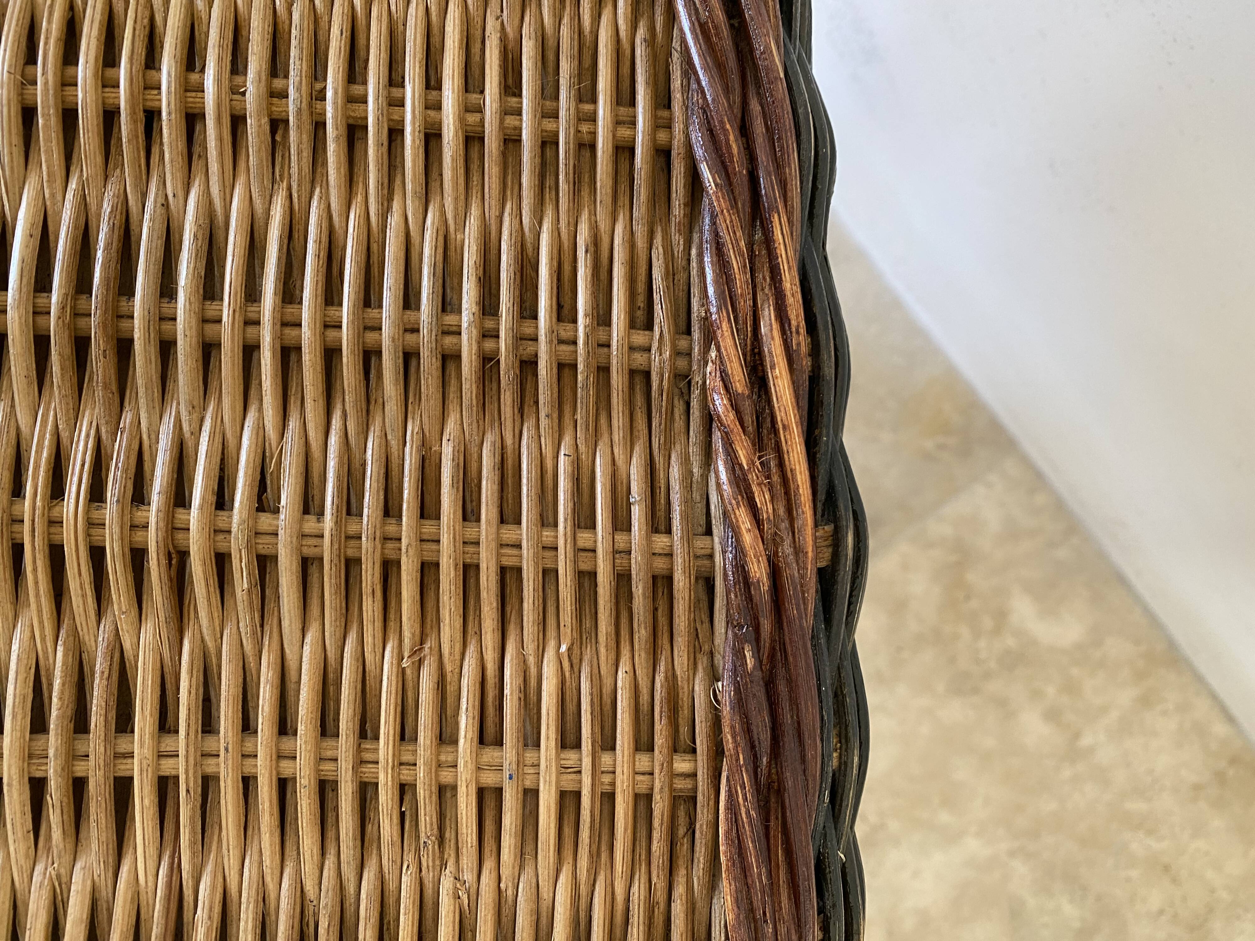 Vintage rattan coffee table – 1970s Riviera spirit