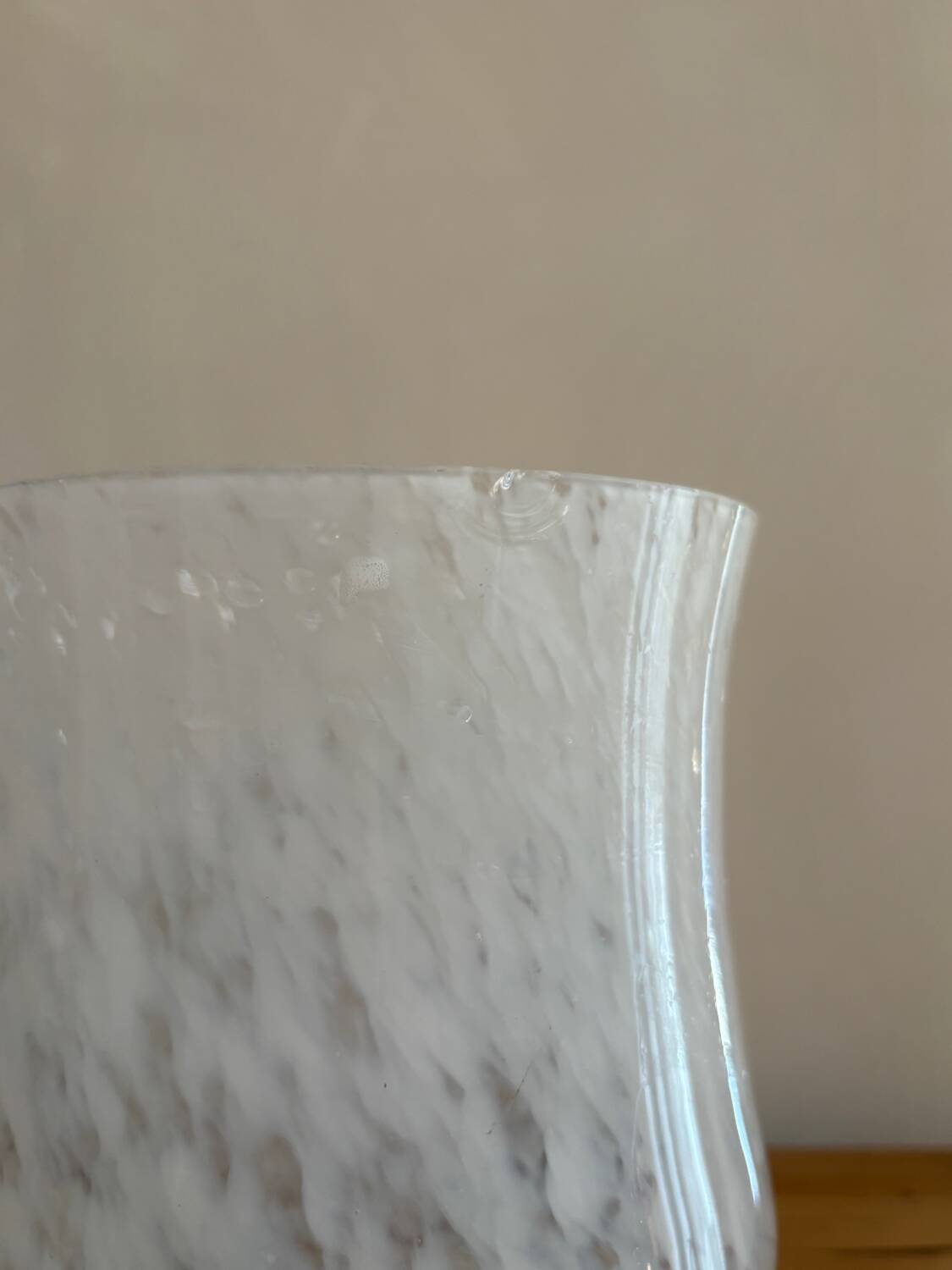 Vase verre de clichy blanc années 20 art déco