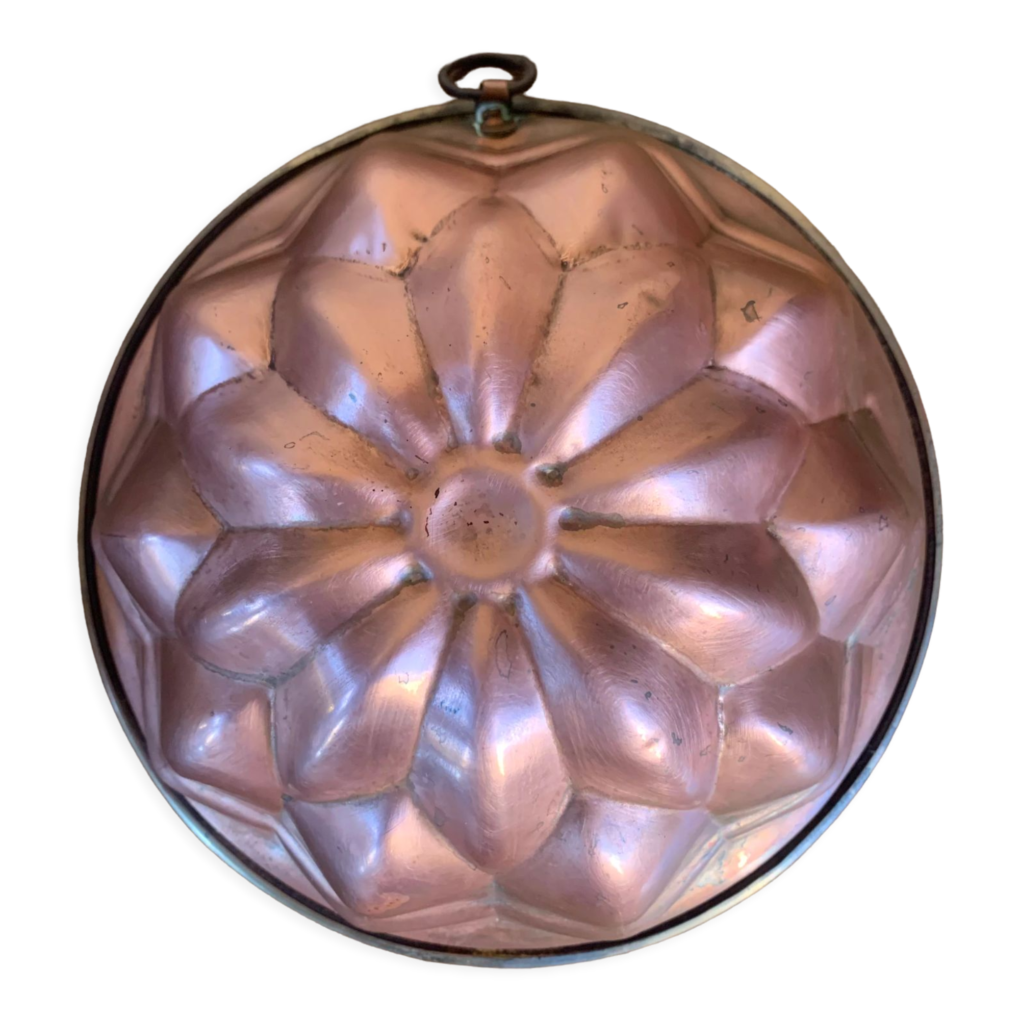Nineteenth century cake mold in copper