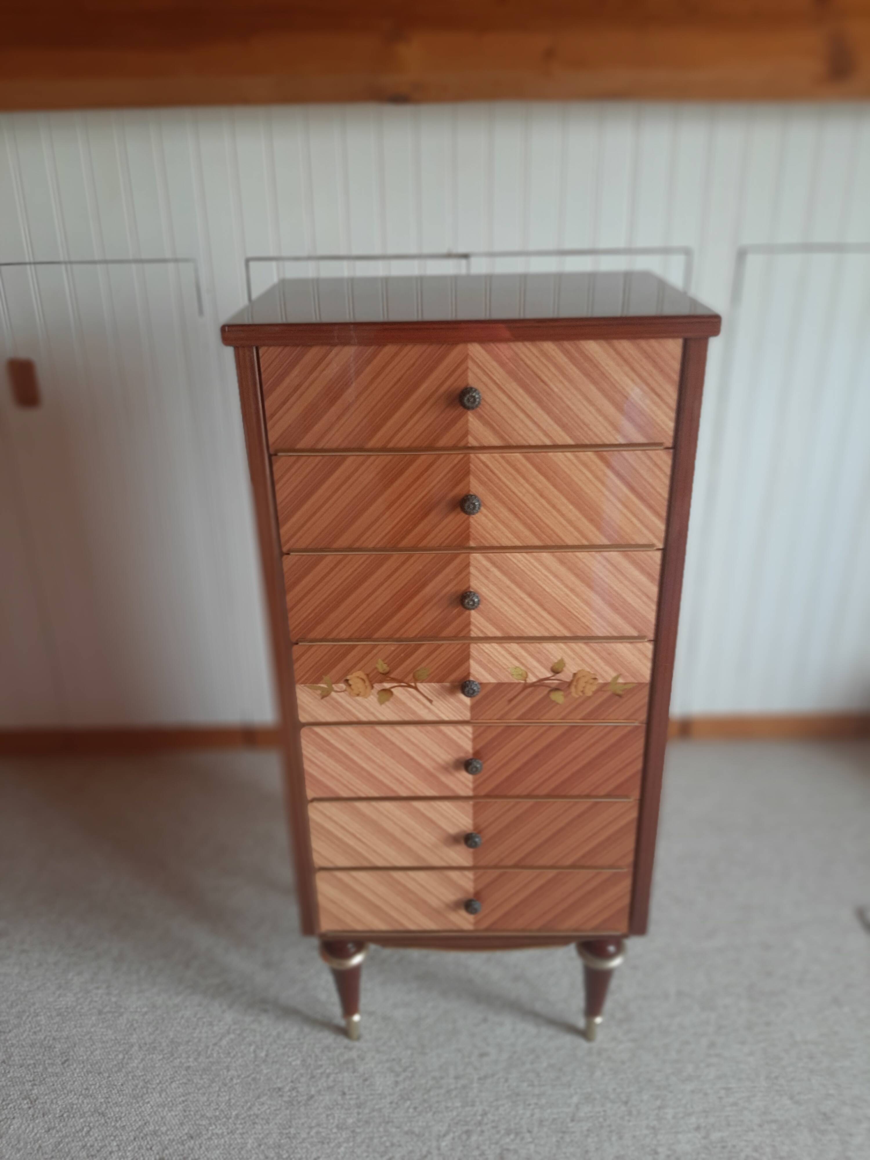Commode semainier 7 tiroirs style Louis XVI