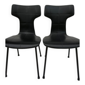 Pair of chairs in black Sky