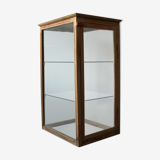 Showcase in oak and glass