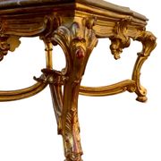 Table de milieu en bois doré table basse Louis XVI