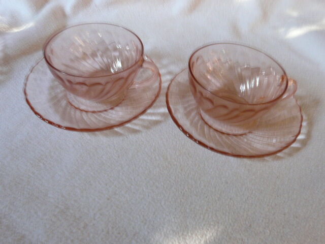 6 cups and saucers Rosaline Arcoroc France