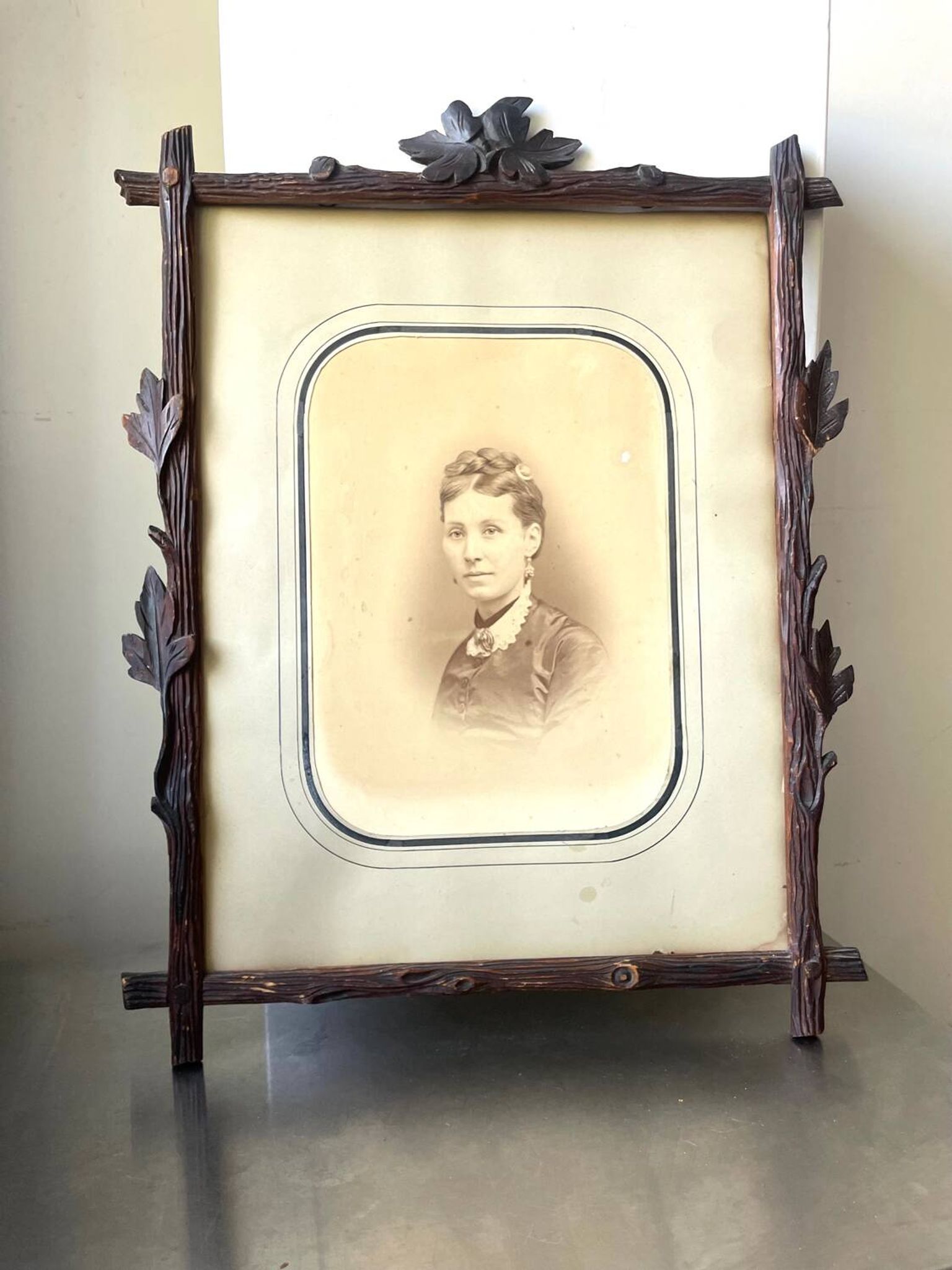 Antique Frame carved wood measurements 49 cm x 39 cm
