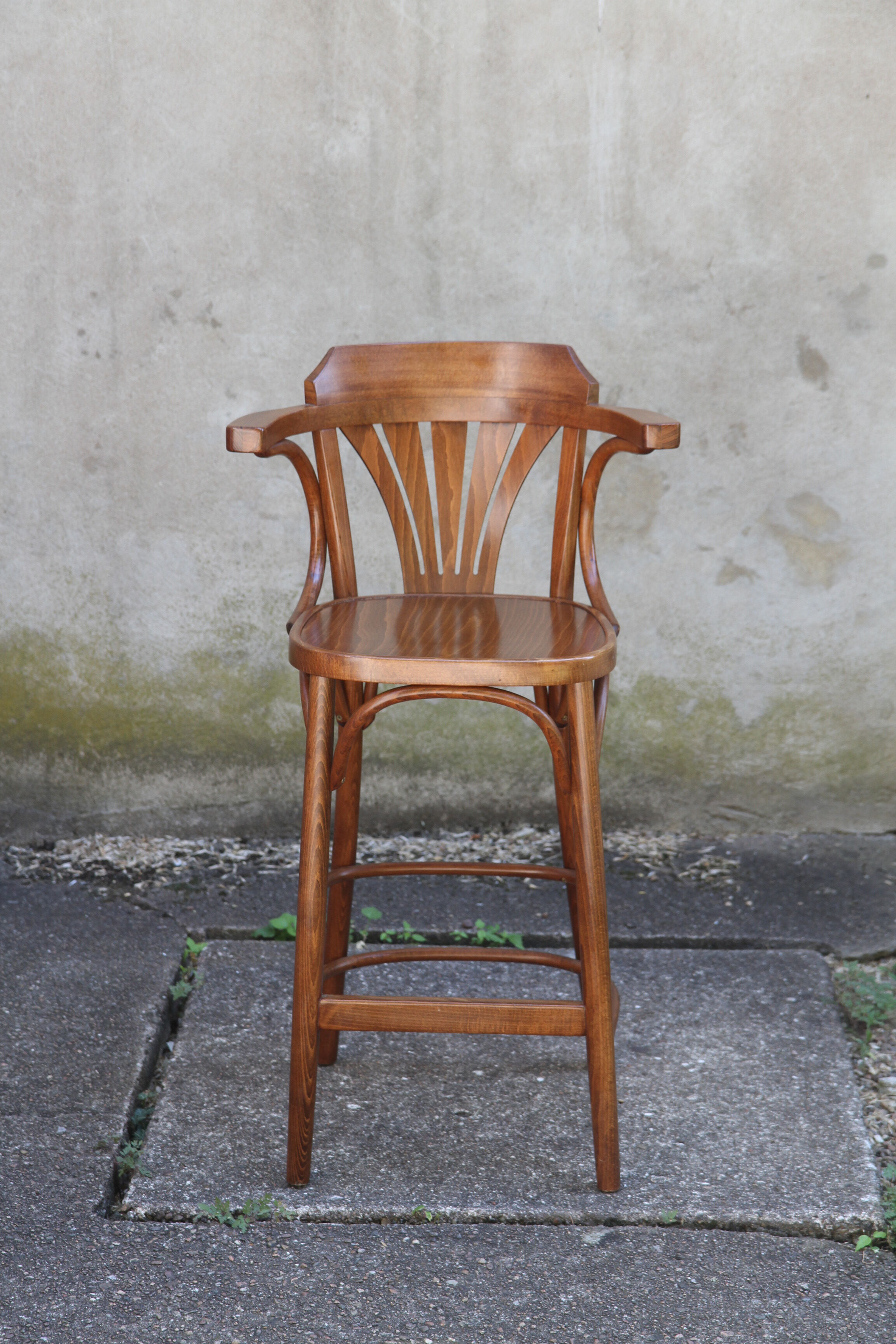 High curved wooden bar chair